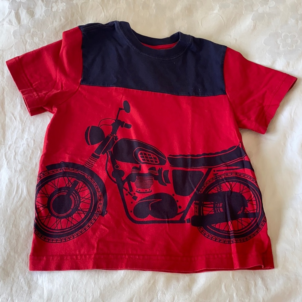 3/$15 Hanna Andersson motorcycle t shirt 110 / 5